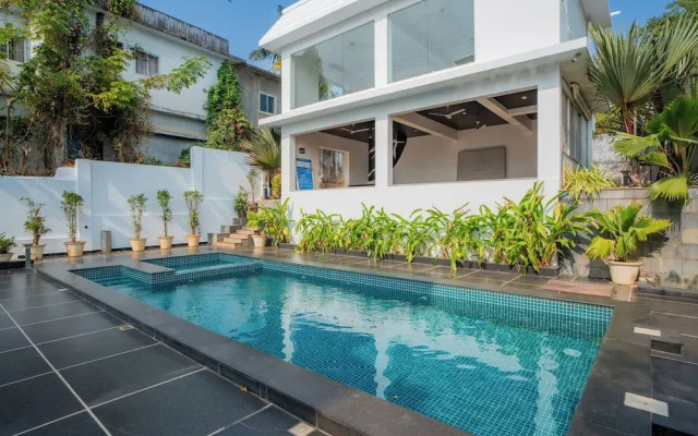 Alaya Stays Luxfort 2 BHK with Pool