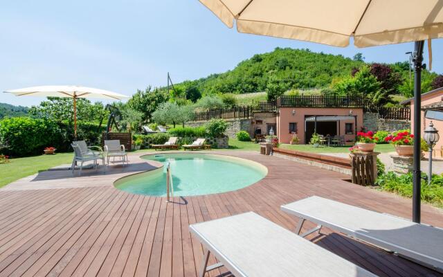 Serene Holiday Home in Urbino with Private Pool