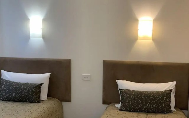 Castle Motel