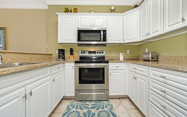 Twin Palms 1902 - 958107