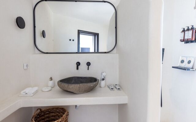 Rocabella Santorini Hotel & SPA