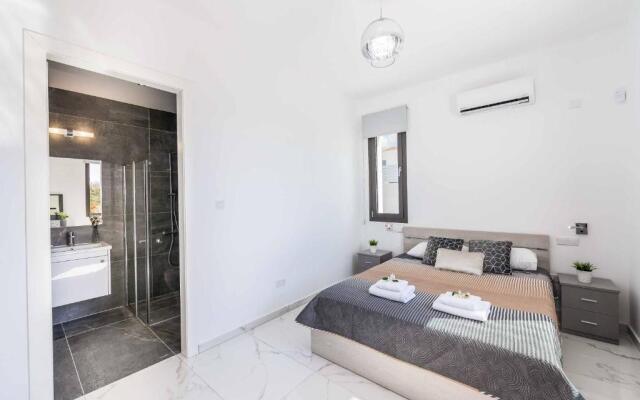Villa Adaris