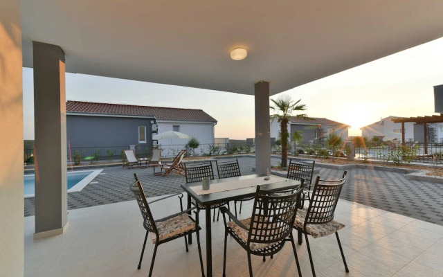 Luxury Escape With Swimming Pool & Modern Design