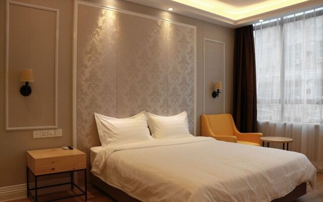 Solo Hotel Shuanglong Store