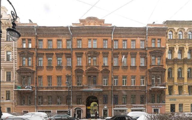 Welcome Home on Pushkinskaya 4