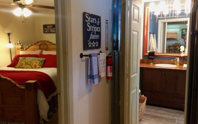 The Old Liberty Schoolhouse B&B