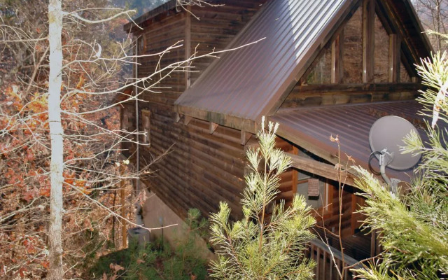 Romantic Hideaway 126 By Redawning