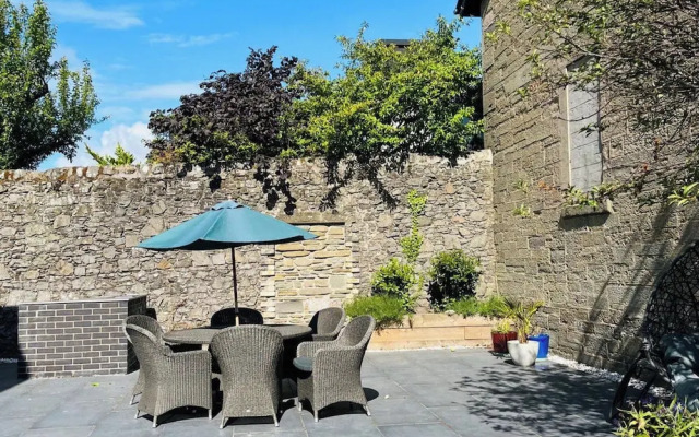 Dundee Dream House by the Sea