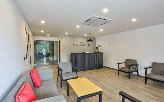 OYO Townhouse 156 Maraimalai Nagar