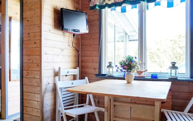 4 Person Holiday Home in Hamburgsund-by Traum
