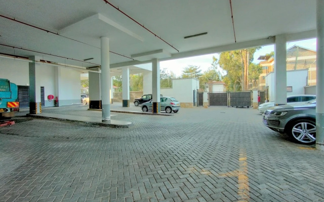 Lux Suites Astoria Apartments Lavington
