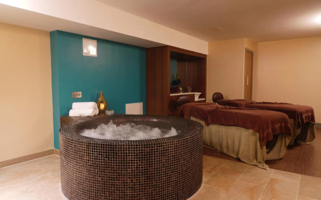 Gomersal Park Hotel