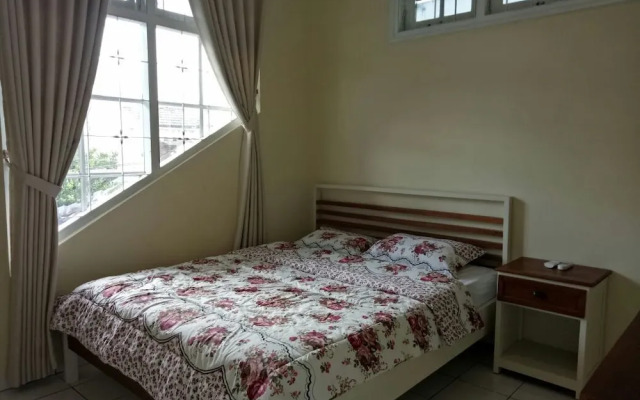 Farmhouse Homestay Jogja