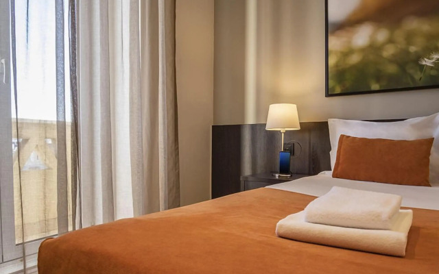 Riversuites