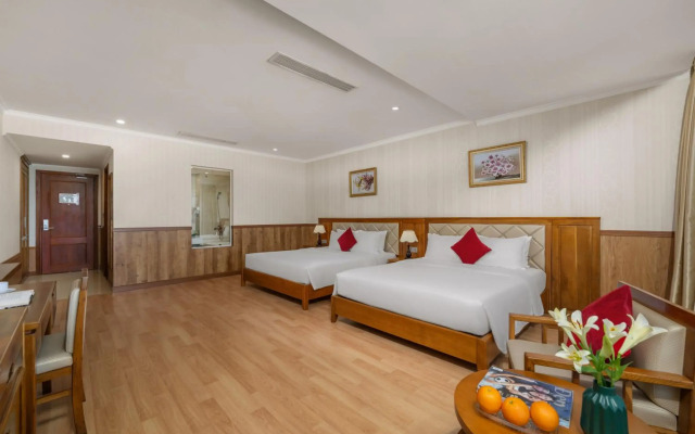 Serene Beach Hotel Danang