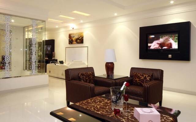 Hayatt Home Hotel