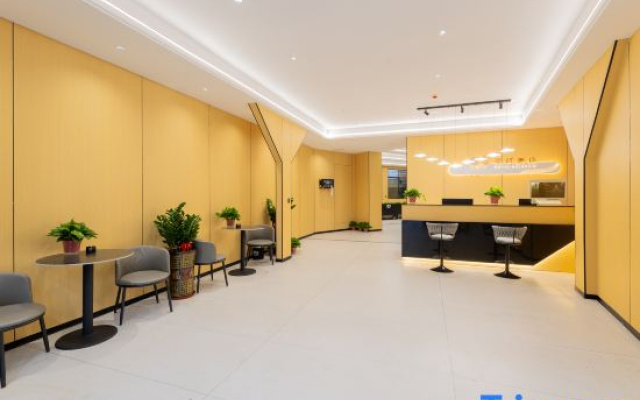 Haikou Rainbow Hotel (Hainan University Store, Haidian Island )