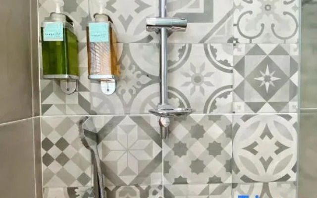 Wind Natural Parent-child Inn