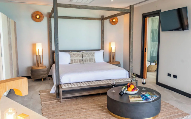 Tamarind Hills Resort & Villas