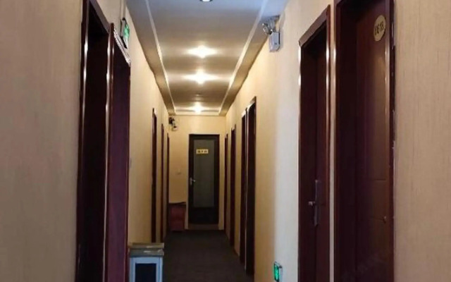 116 Business Hostel