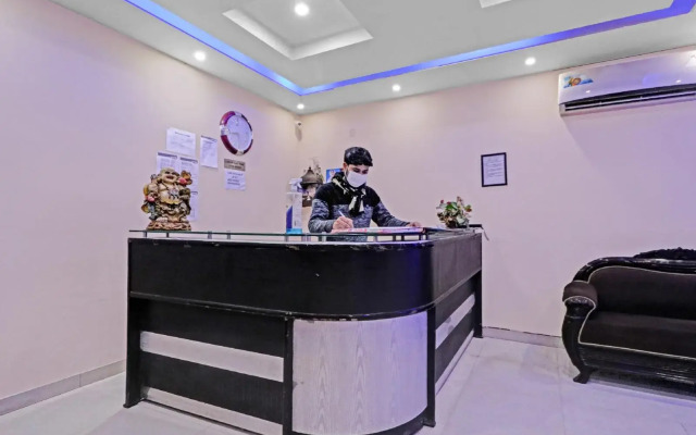OYO 696 Hotel Euro Star International