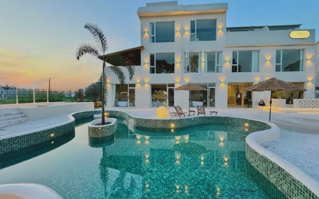 QIMeow Garden Hotel