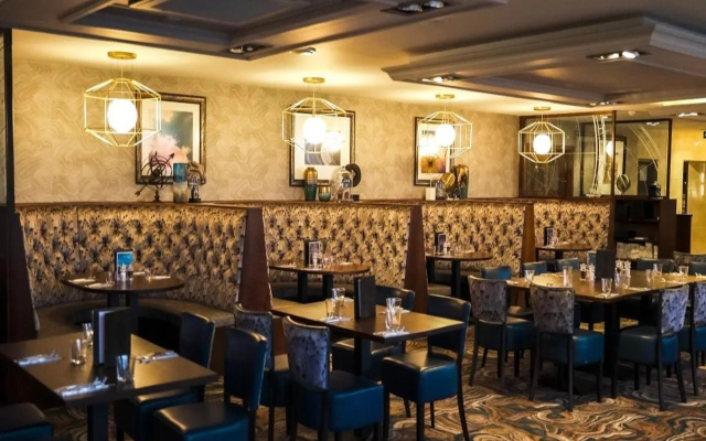 The Fenwick Hotel