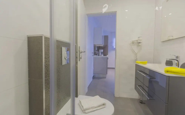 Lux Apartments