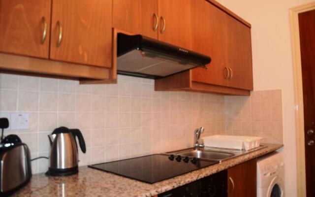 Studio with shower room E3, full kitchen, poolside, FREE WIFI