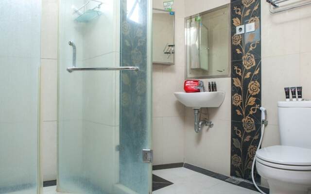 RedDoorz Plus @ Sersan Bajuri 2