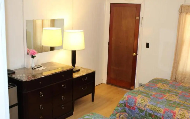 Royale Coach Motor Lodge