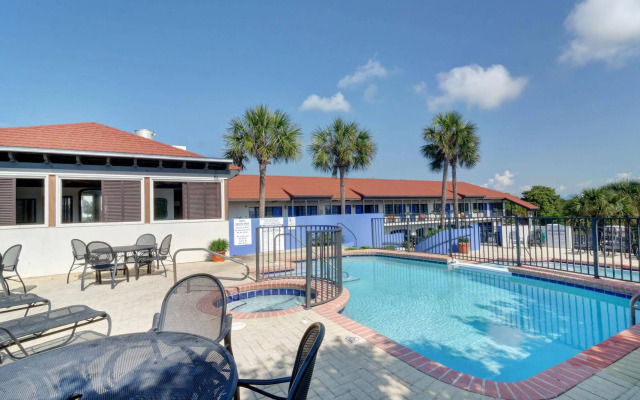 Beachside Inn