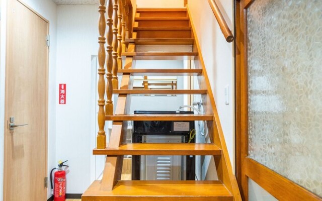 ZAITO Tokyo Oshiage Economy Inn