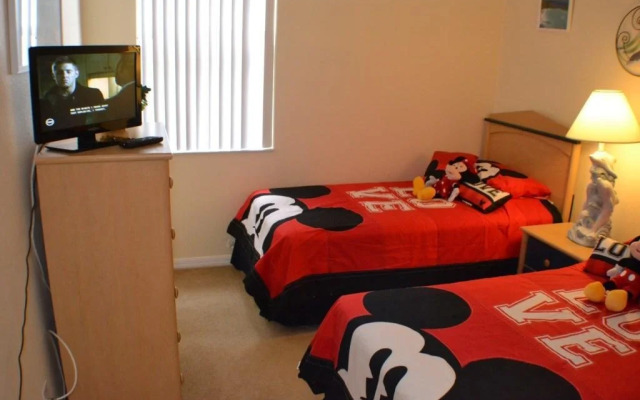 Windwood Bay-Mickey's Safari Adventure House