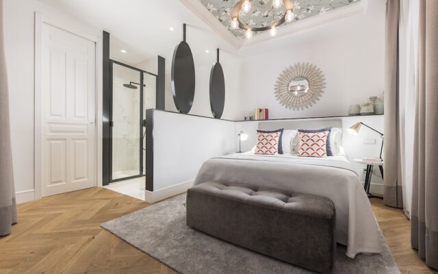 Home Club Alcala Apartments