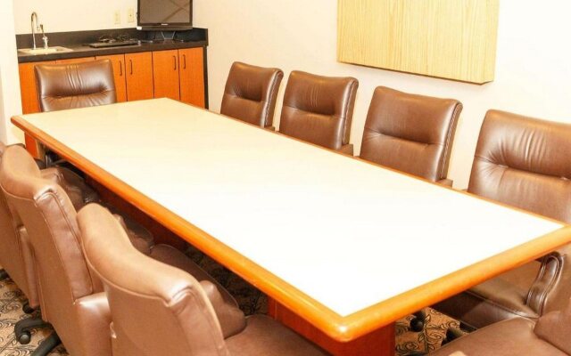 Comfort Inn & Suites Madison East Interstate I-90