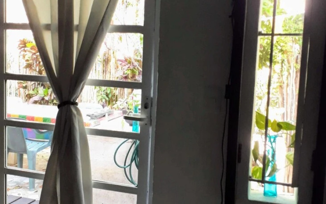 Low Budget Small Room, With Wi-fi Private Bathroom at Downtown Cancun - Hotel in Cancun - Photo 5