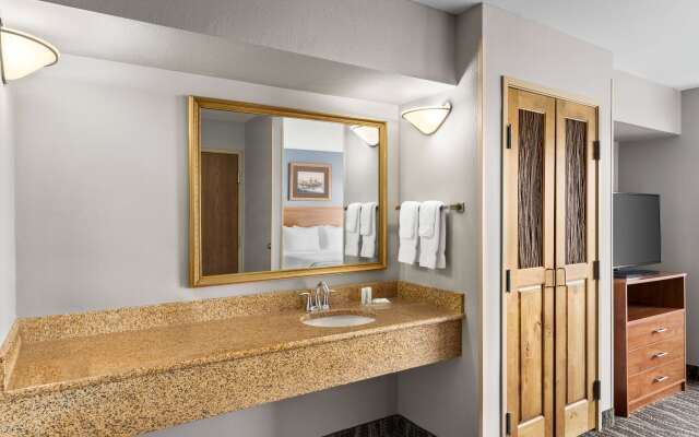 AmericInn by Wyndham Laramie Near University of Wyoming