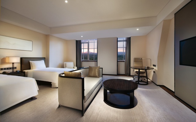 Crowne Plaza Huailai by IHG