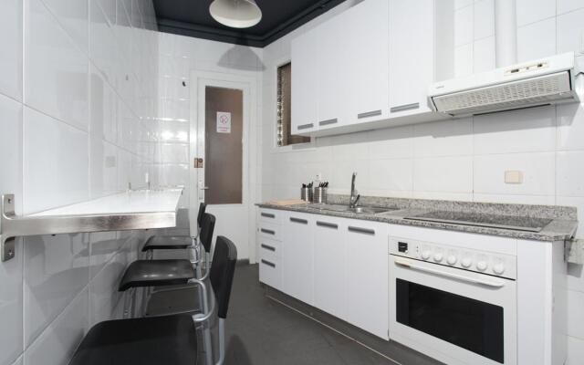 Diagonal House