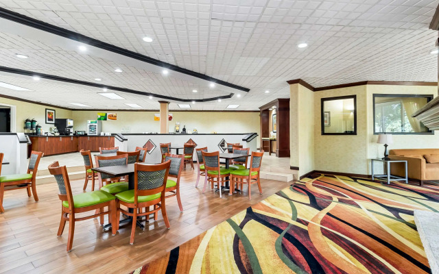 Quality Inn & Suites Florence Civic Center
