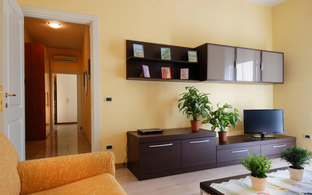 UR-NEST Gigli 1 bedroom apartment