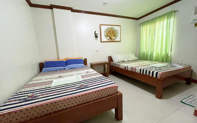 Sea Jewel Beach Resort Puerto Galera