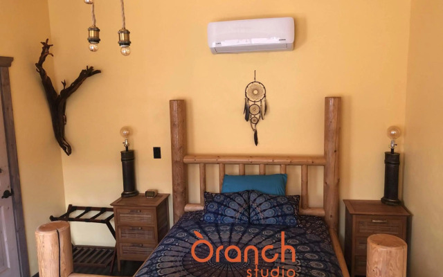 Oranch House, Studio & Wilderness