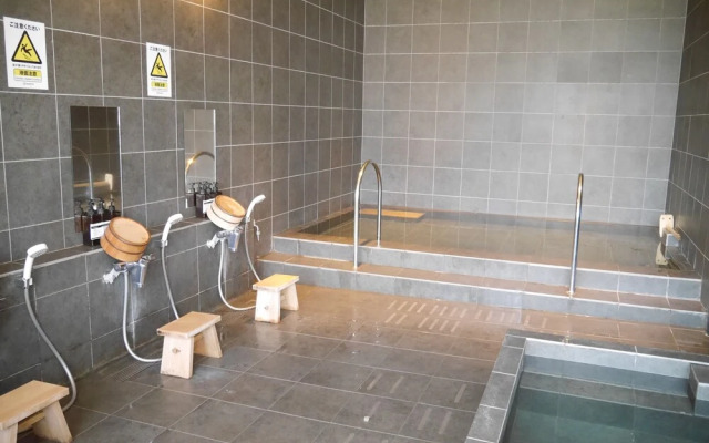 HEARTS Capsule Hotel & Spa HAKATA
