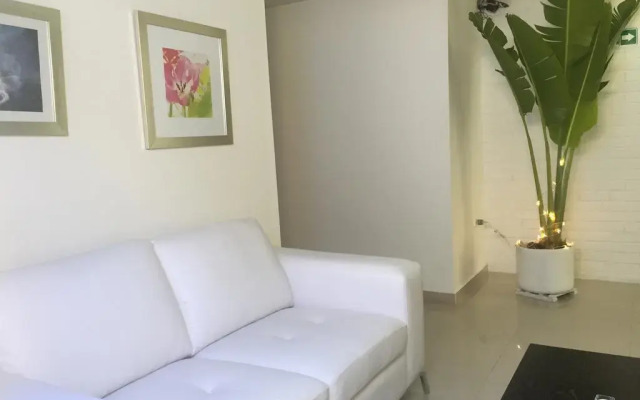 Golden House Hotel