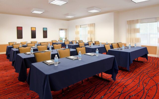 Sonesta ES Suites Fresno