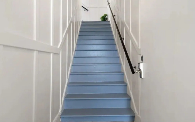 Modern Trendy Spacious Homes SSFDowntown