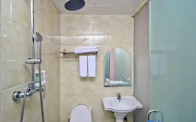Tianhuiduo Business Hotel