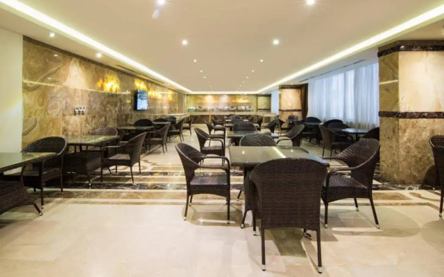 Ebreez Hotel